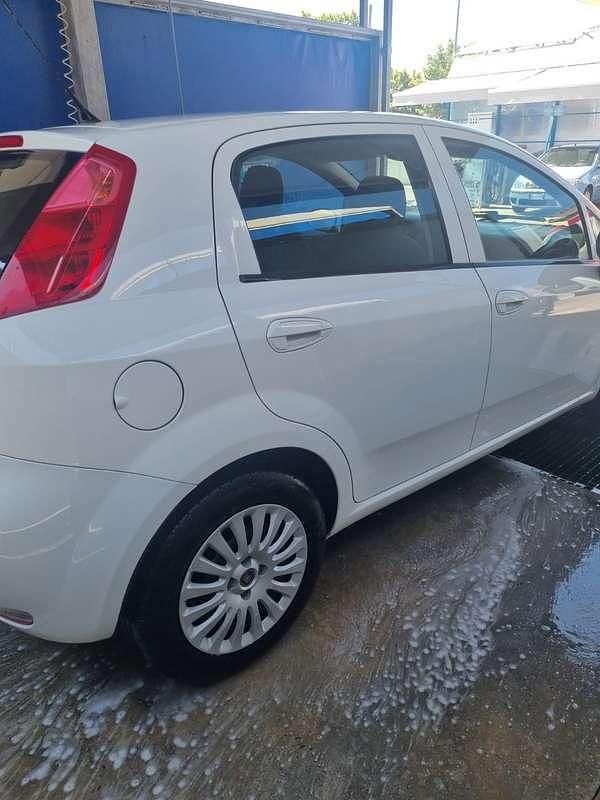 Usata Fiat Punto Street 95 CV (69 kW) 2018 Bianco Utilitaria