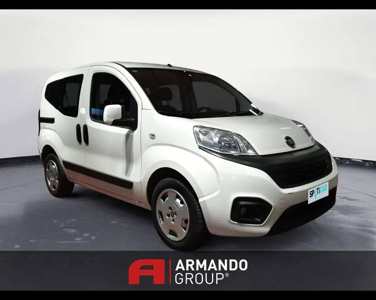 Usata Fiat Qubo Easy 80 CV (58 kW) 2017 Bianco Monovolume