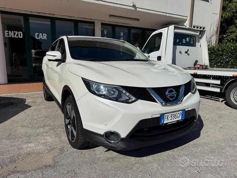 Bianco Usata 2017 Nissan Qashqai Visia SUV | 9000 € (Ottimo prezzo) - Immagine 1/4