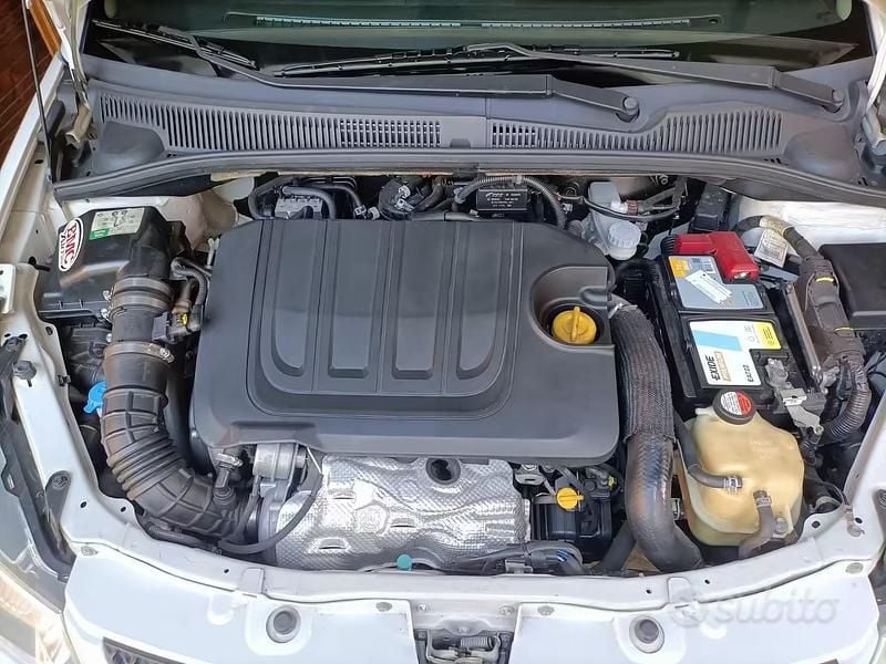 Second-hand Suzuki SX4 135 CP (99 kW) 2012 Alb SUV