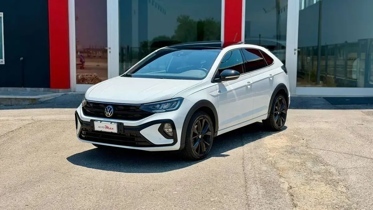 Usata VW Taigo R-line 116 CV (85 kW) 2024 Bianco met. SUV