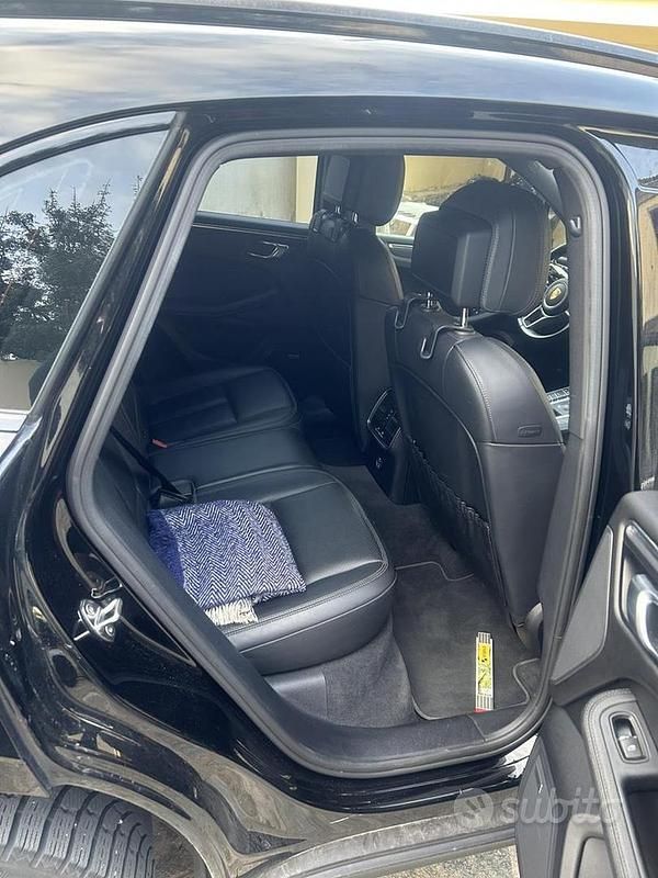 Usata Porsche Macan 245 CV (180 kW) 2019 Nero SUV