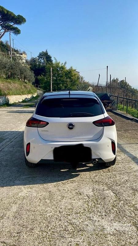 Usata Opel Corsa GS Line 101 CV (74 kW) 2020 Bianco Berlina