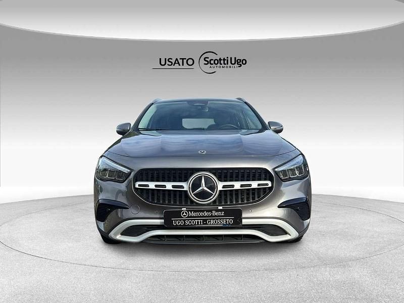 Usata Mercedes GLA180 Advanced 116 CV (85 kW) 2023 Grigio SUV