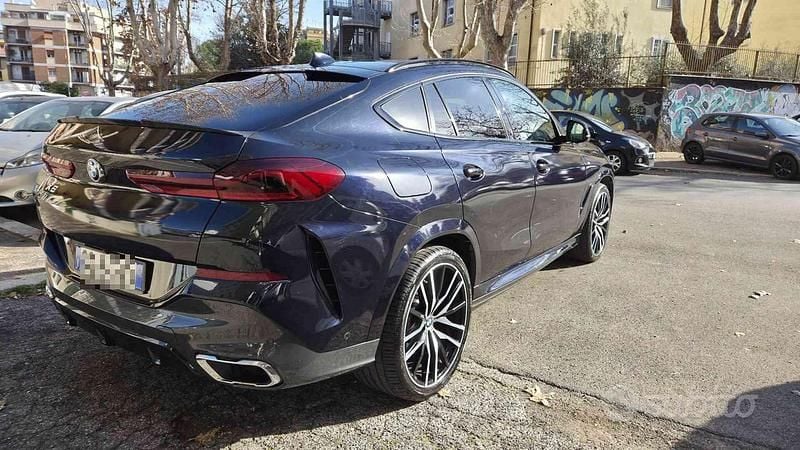 Usata BMW X6 M Sport 333 CV (244 kW) 2021 Blu SUV