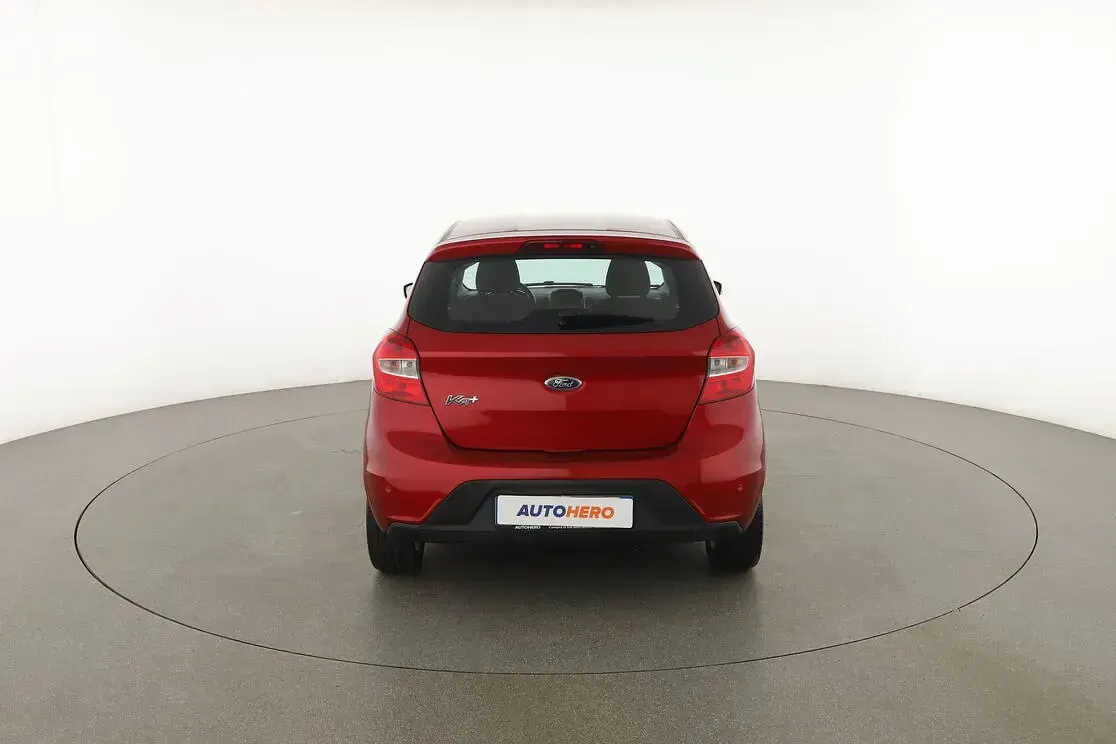 Usata Ford Ka Plus Ultimate 86 CV (63 kW) 2017 Rosso Utilitaria