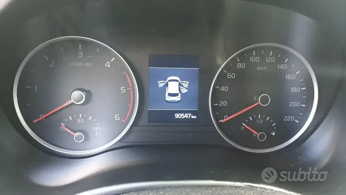 Usata Kia Stonic 110 CV (80 kW) 2018 Grigio SUV