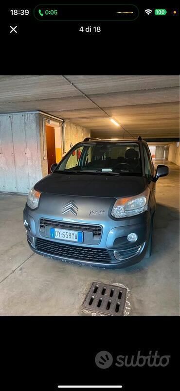 Usata Citroën C3 Picasso Exclusive 90 CV (66 kW) 2009 Grigio Monovolume