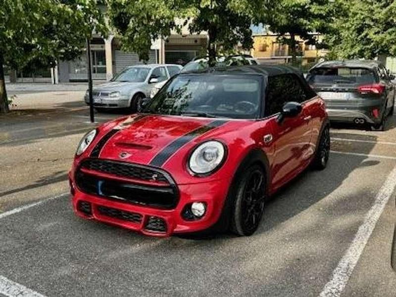 Usata Mini Cooper S Cabriolet Hype 192 CV (141 kW) 2016 Rosso Cabrio