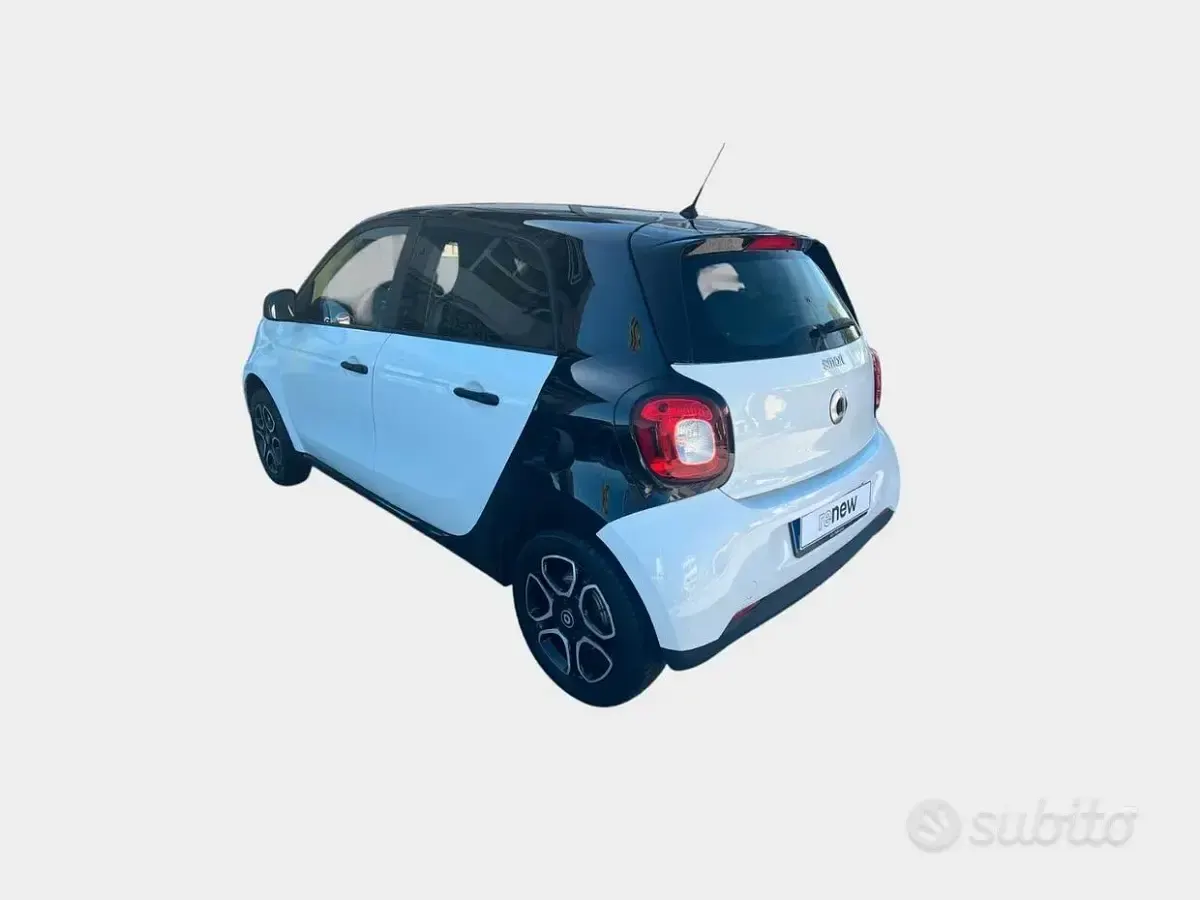 Usata Smart ForFour 71 CV (52 kW) 2019 Bianco Utilitaria