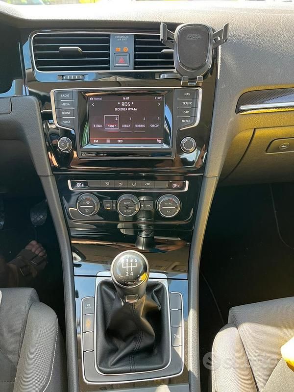 Usata VW Golf VII 110 CV (80 kW) 2014 Nero Berlina