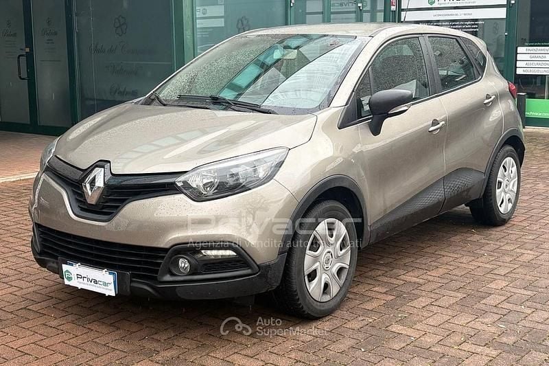 Occasion Renault Captur 90 ch (66 kW) 2014 Gris SUV