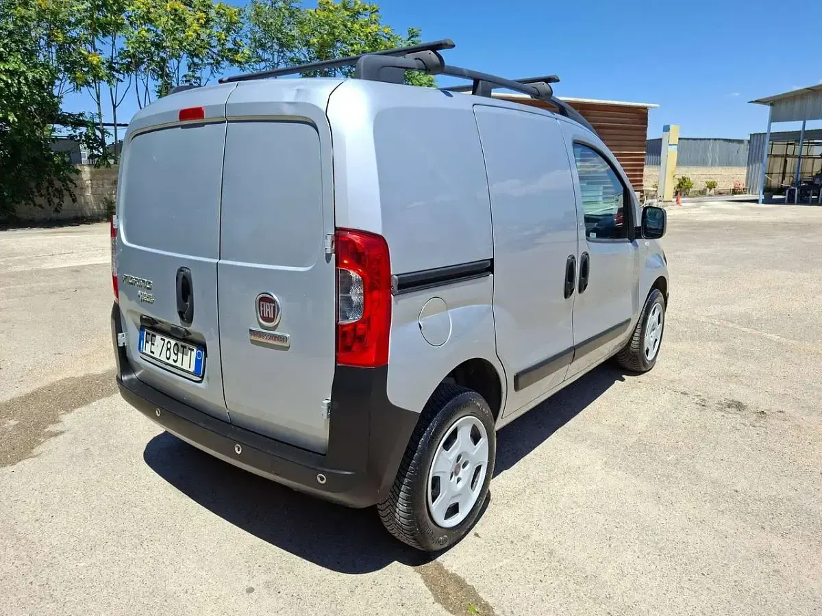 Usata Fiat Fiorino 77 CV (56 kW) 2016 Argento Monovolume