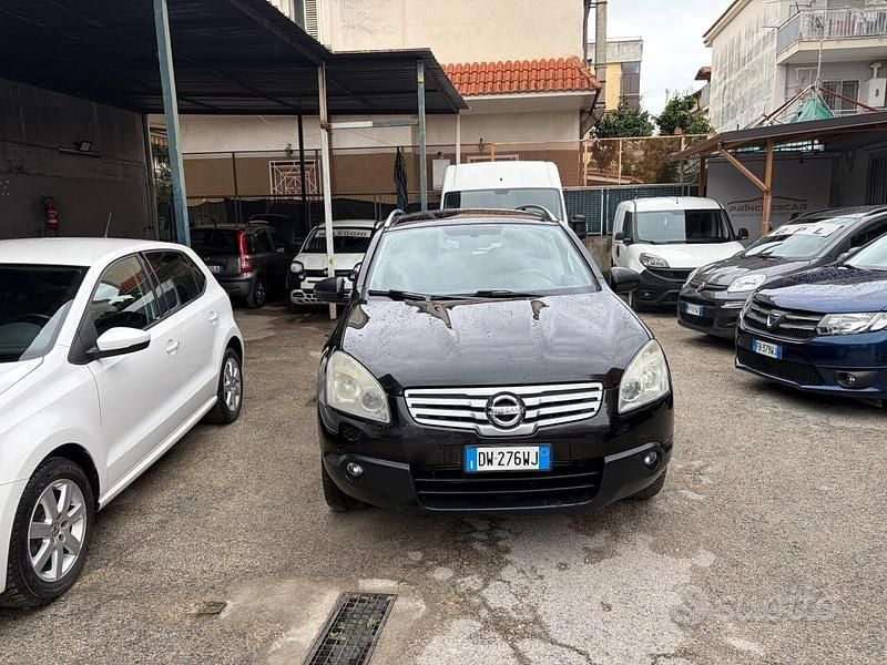 Usata Nissan Qashqai +2 Tekna 103 CV (75 kW) 2009 Nero SUV