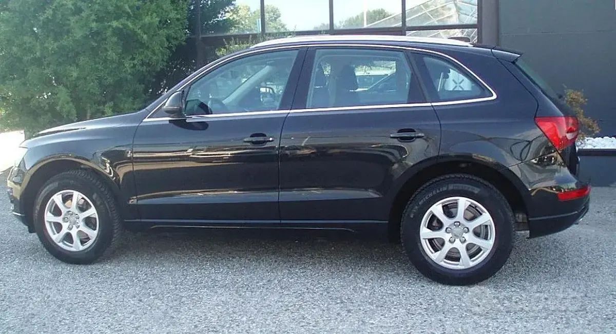 Usata Audi Q5 170 CV (125 kW) 2009 Nero SUV