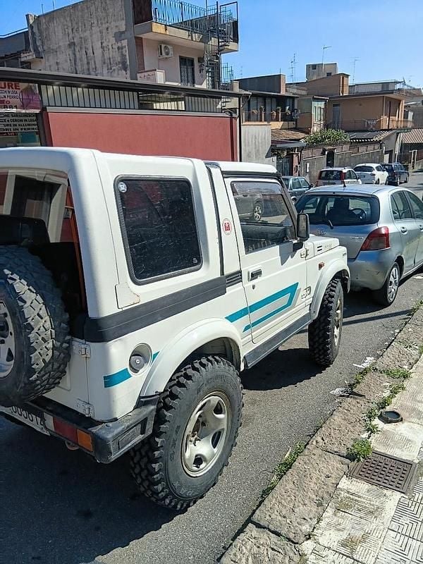 Usata Suzuki Samurai 1992 Bianco SUV