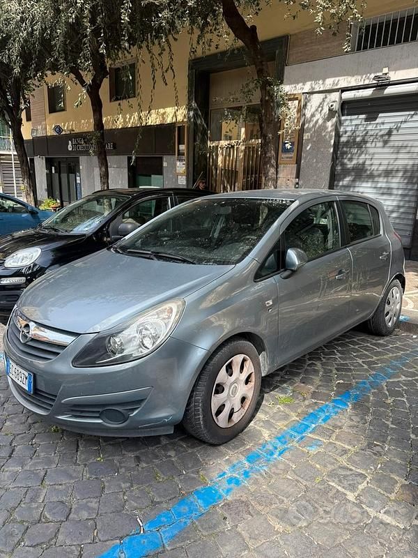 Usata Opel Corsa 75 CV (55 kW) 2012 Grigio Utilitaria