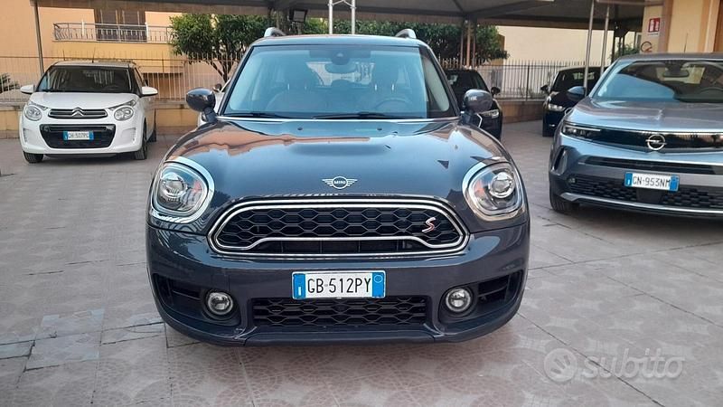 Käytetty Mini Cooper S Countryman Hype 192 HP (141 kW) 2020 Harmaa Katumaasturi