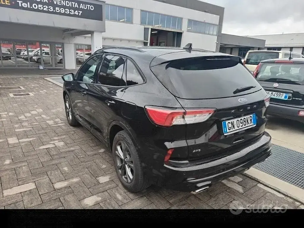 Usata Ford Kuga ST 120 CV (88 kW) 2023 Nero SUV