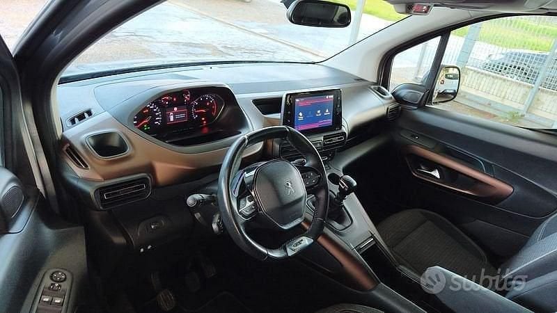 Usata Peugeot Rifter GT 131 CV (96 kW) 2022 Grigio Monovolume