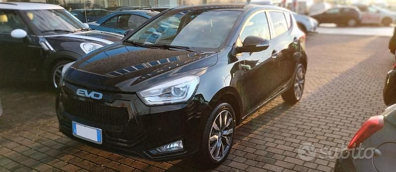 Usata EVO Evo 3 113 CV (83 kW) 2023 Nero SUV