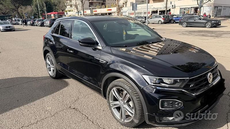 Usata VW T-Roc R-line 150 CV (110 kW) 2020 Nero SUV