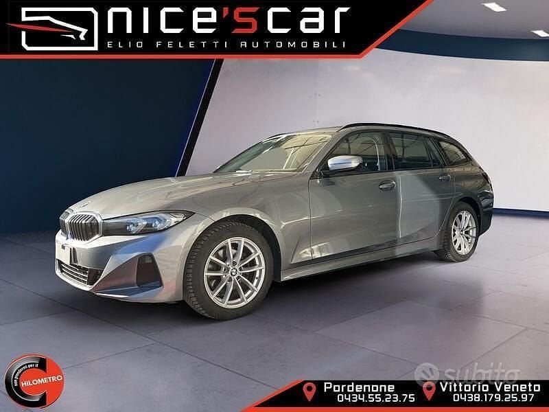 Usata BMW 320e 190 CV (139 kW) 2023 Grigio Station wagon