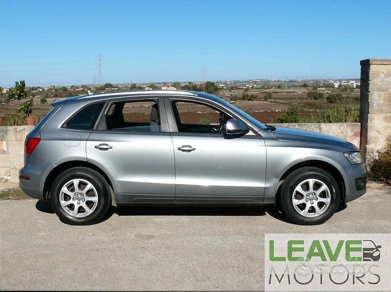 Usata Audi Q5 170 CV (125 kW) 2011 Grigio SUV