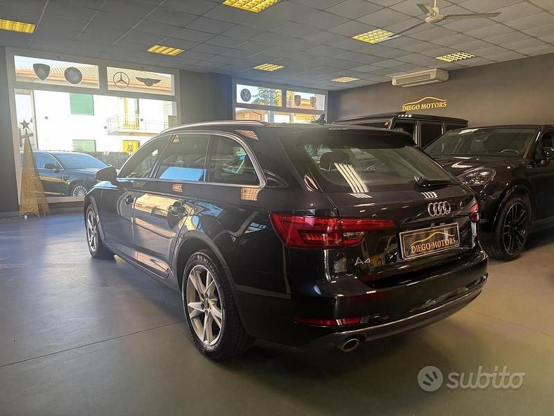Usata Audi A4 Business 150 CV (110 kW) 2016 Blu Station wagon