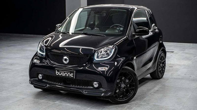 Usata Smart ForTwo Coupé Superpassion 71 CV (52 kW) 2019 Nero metall perlato Utilitaria
