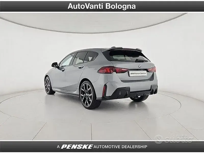 Usata BMW 118 M Sport 150 CV (110 kW) 2025 Grigio Utilitaria