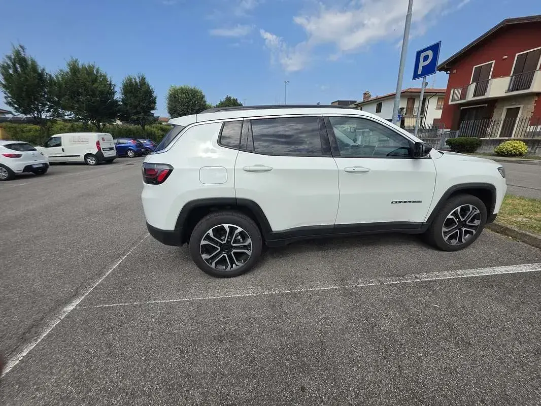 Usata Jeep Compass 131 CV (96 kW) 2023 SUV