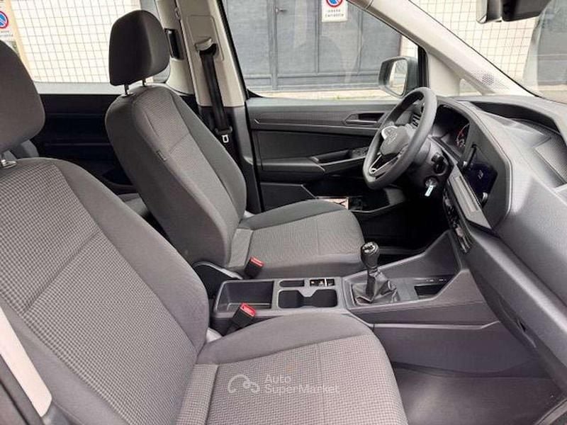 Usata VW Caddy Maxi Business 102 CV (75 kW) 2022 Grigio Monovolume