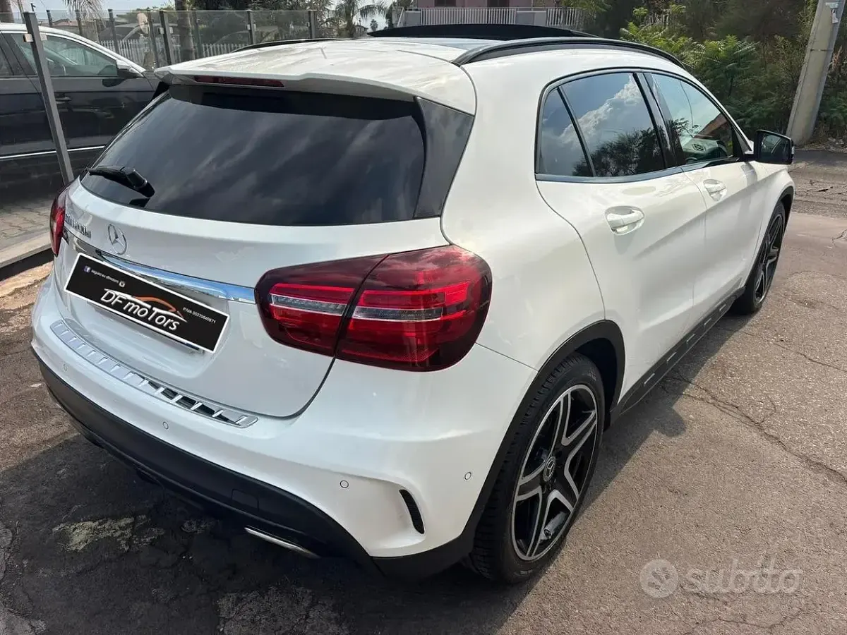 Usata Mercedes GLA200 Premium 136 CV (100 kW) 2019 Bianco SUV