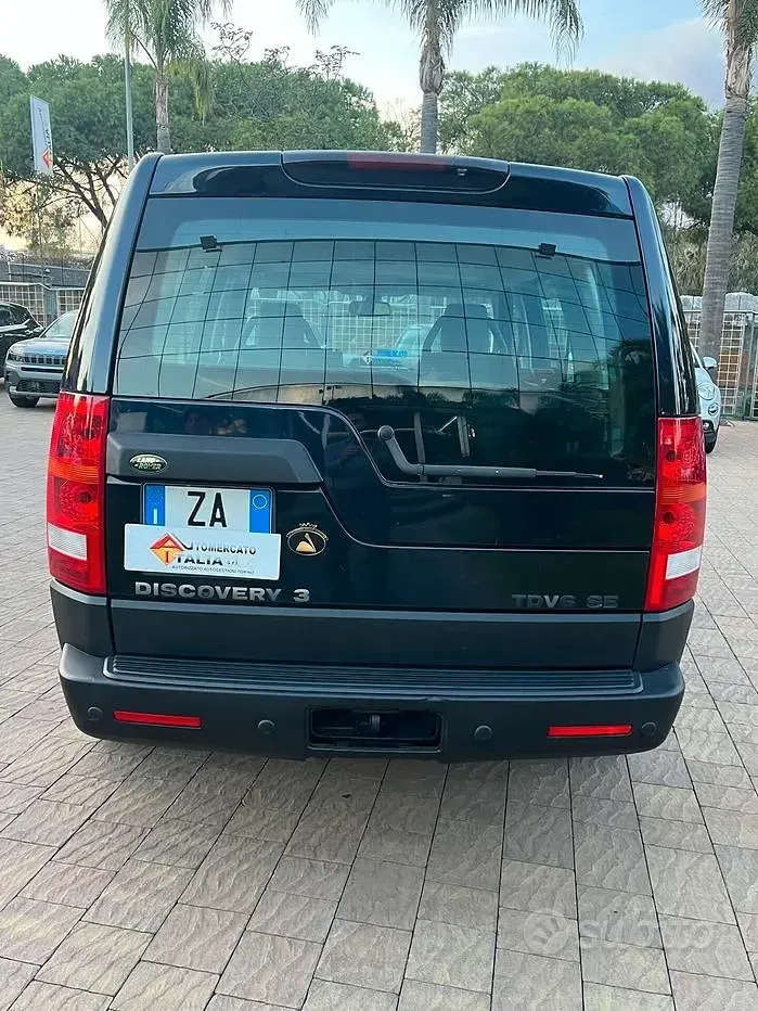 Usata Land Rover Discovery 3 HSE 190 CV (139 kW) 2005 Bluazzurro SUV