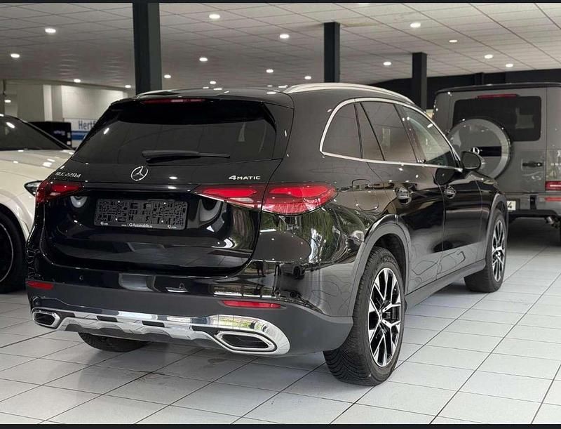 Usata Mercedes GLC220 Premium 194 CV (142 kW) 2024 Nero SUV