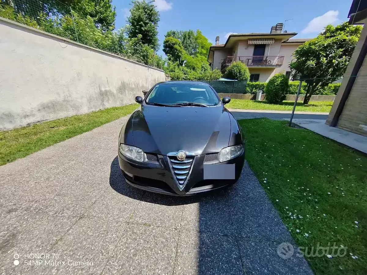 Usata Alfa Romeo GT 150 CV (110 kW) 2004 Nero Coupé
