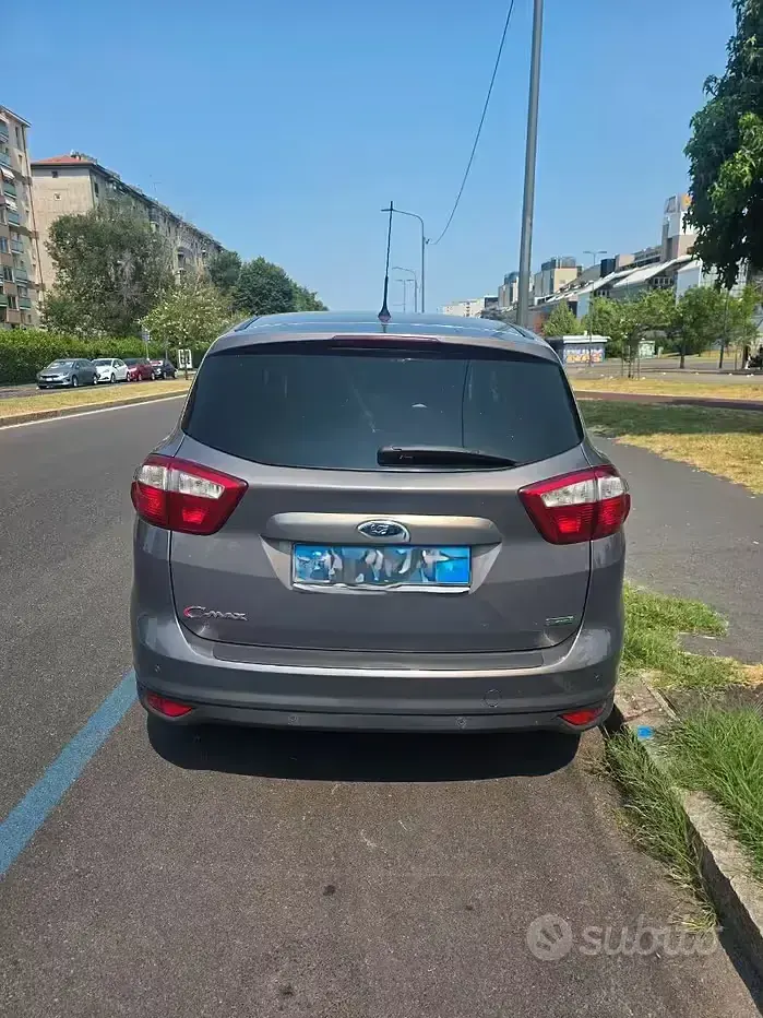 Usata Ford C-MAX 125 CV (91 kW) 2015 Grigio Monovolume