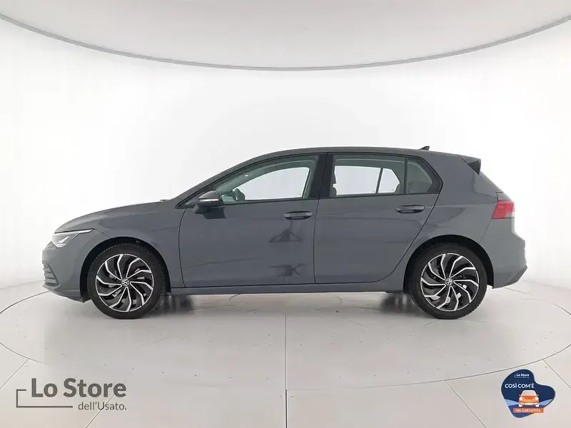 Usata VW Golf VIII Life 115 CV (84 kW) 2024 Berlina