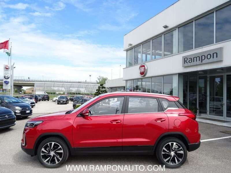 Usata EVO Evo 5 93 kW (127 CV) 2024 Rosso SUV