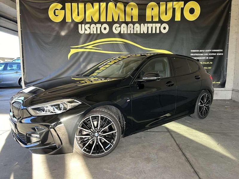 Nero Usata 2023 BMW 118 M Sport Due volumi | 30.500 € (Buon prezzo) - Immagine 1/4