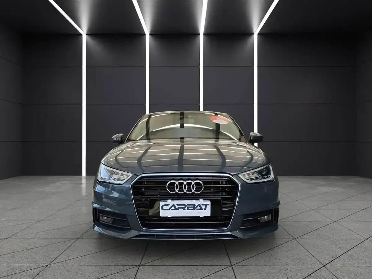 Usata Audi A1 Sport 90 CV (66 kW) 2018 Grigio Berlina