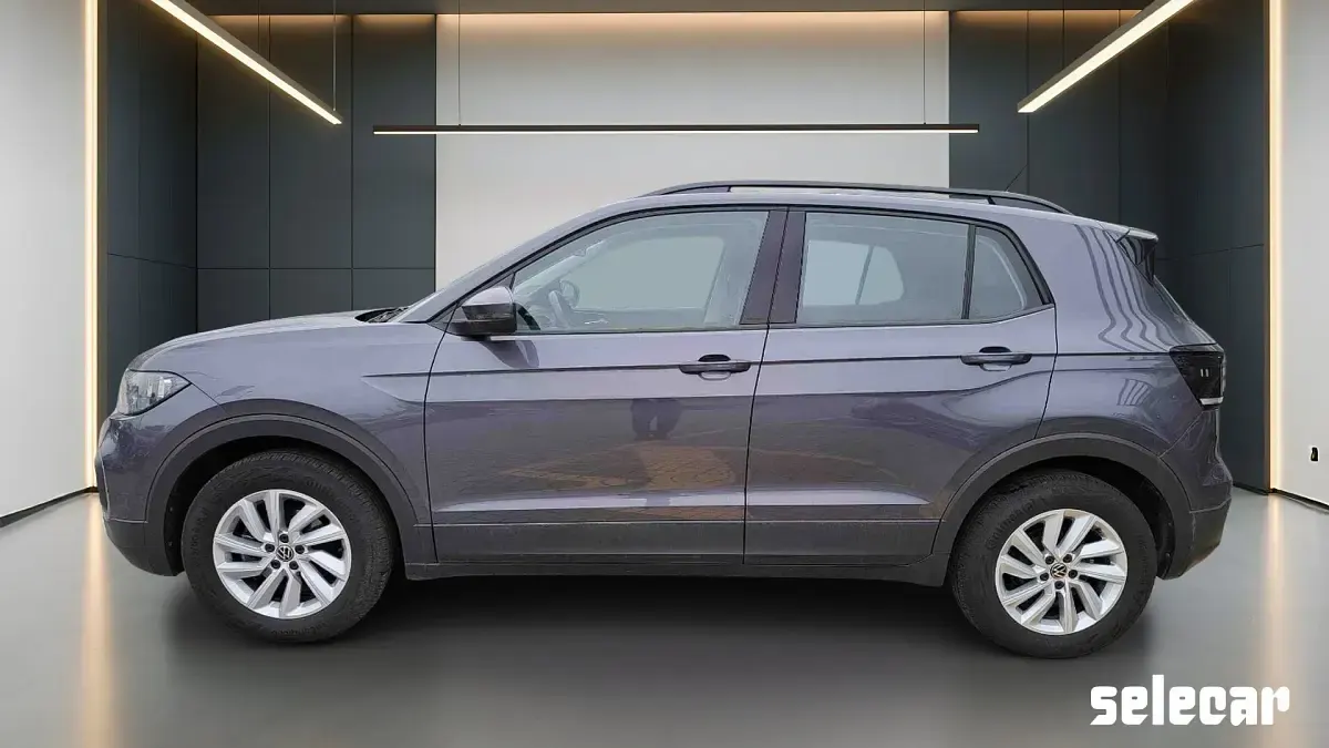 Usata VW T-Cross Style 95 CV (69 kW) 2021 Grigr2a grigio metallizzato SUV