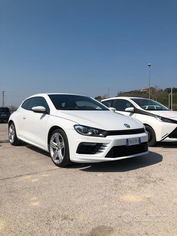 Usata VW Scirocco 150 CV (110 kW) 2016 Bianco Coupé