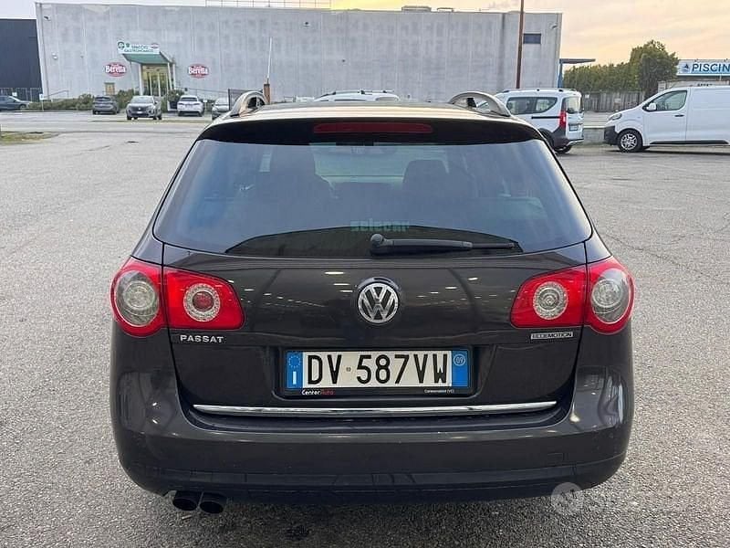 Usata VW Passat Comfortline 140 CV (102 kW) 2009 Grigio Station wagon