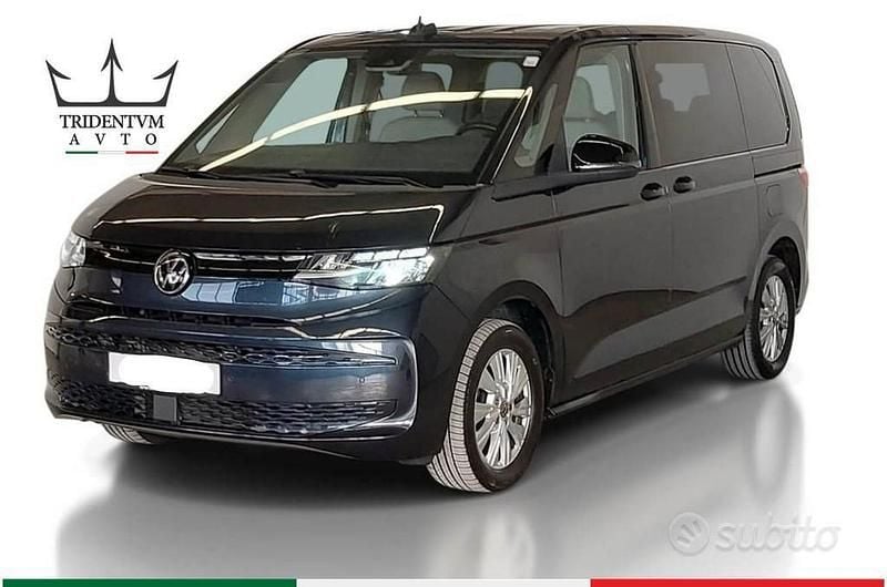 Blu Usata 2022 VW Multivan Life Furgone | 46.900 € (Ottimo prezzo) - Immagine 1/3