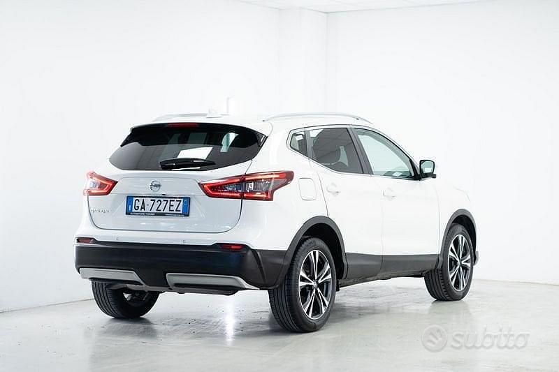 Usata Nissan Qashqai N-Connecta 160 CV (117 kW) 2020 Bianco SUV