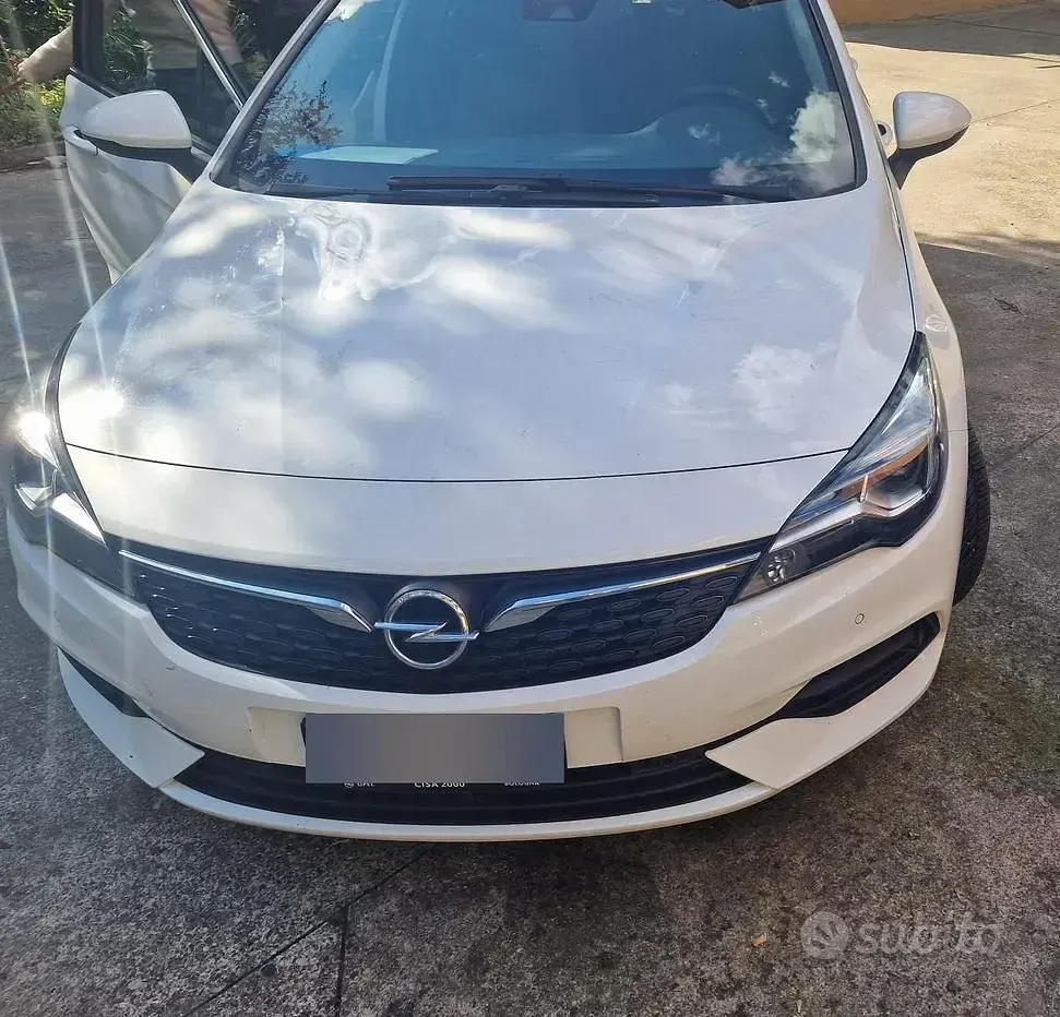 Usata Opel Astra 122 CV (89 kW) 2021 Bianco Berlina