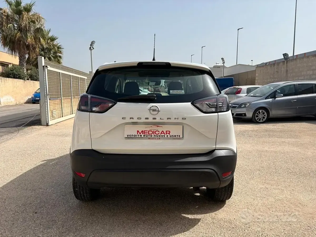 Usata Opel Crossland Edition 110 CV (80 kW) 2022 Bianco SUV