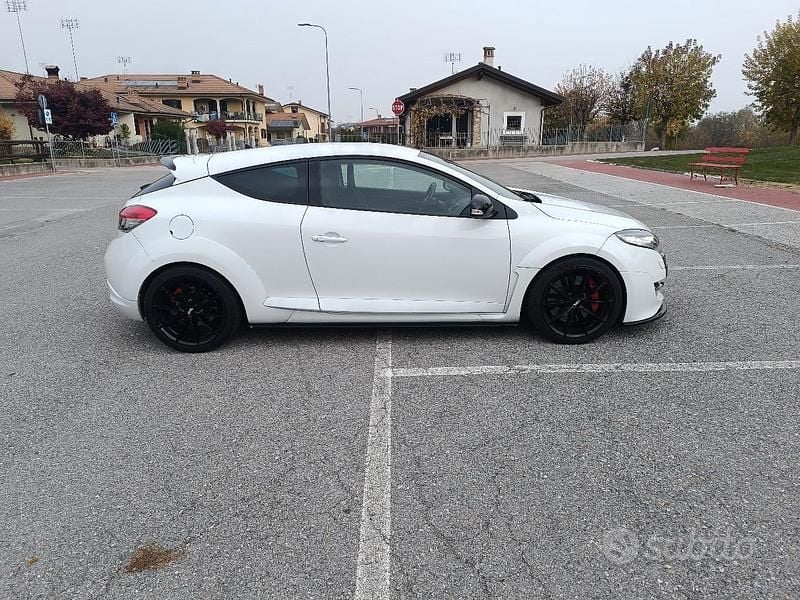 Usata Renault Mégane III R.S. 250 CV (183 kW) 2011